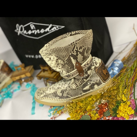 HECTOR RICCIONE ITALY PITON - Picture 6 of 6